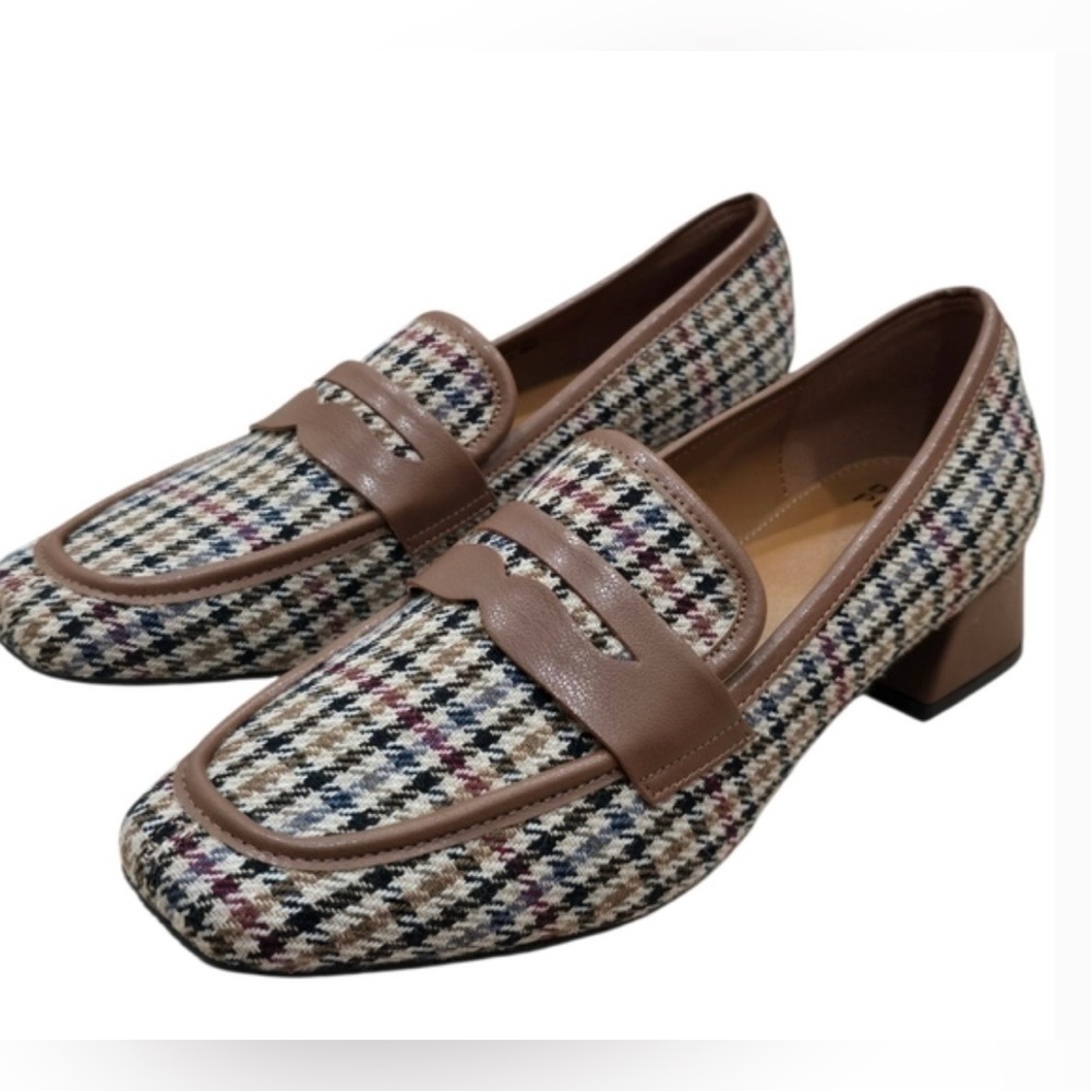 NWOB Donald J. Pliner Tabreaht Brown and Multicolor Plaid Loafers - Picture 4 of 4